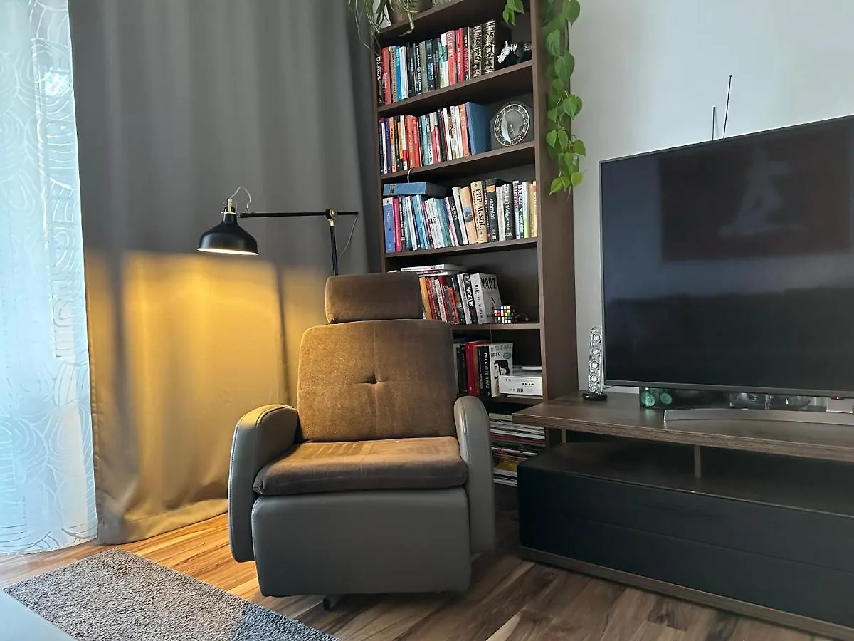 15 Minut Od Centrum I Pkin, 2 Pokoje, 55 Metry Warsaw 0*,  Poland